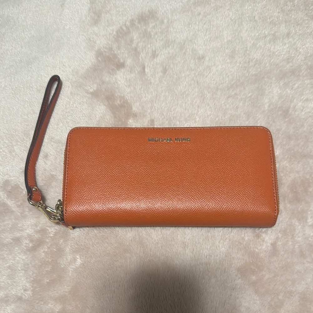 MICHAEL Michael Kors Orange Wallet